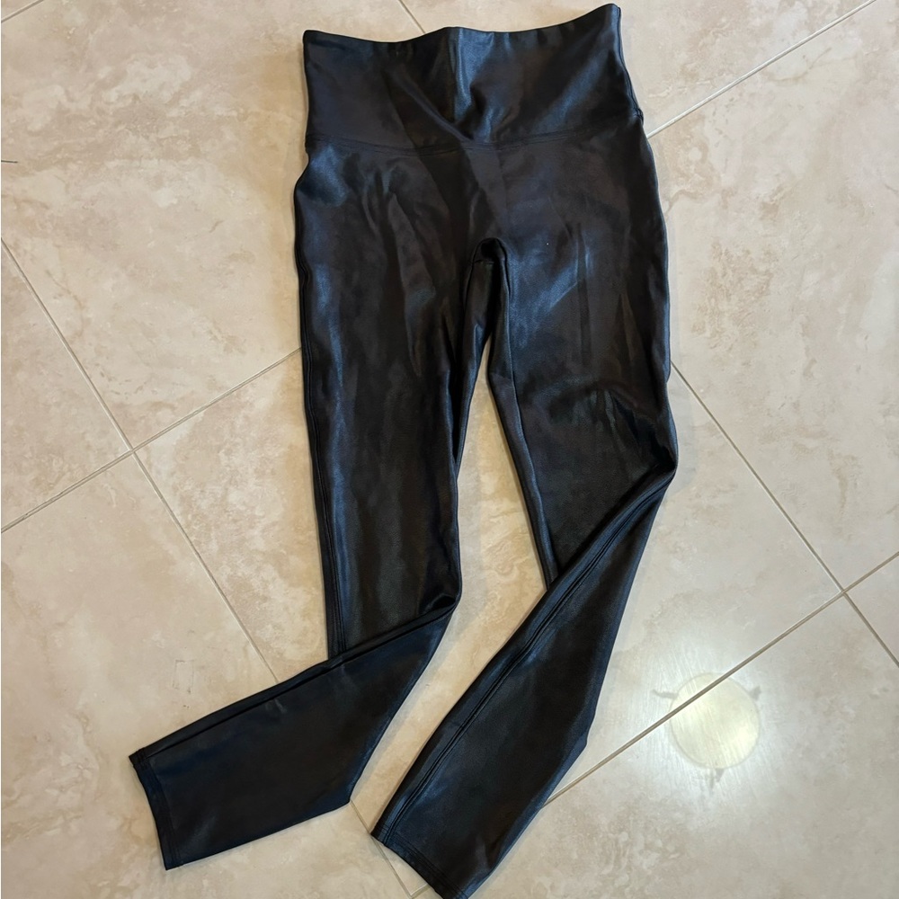 SPANX Faux Leather Black Leggings Sz M